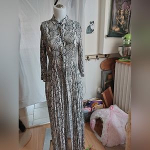 Zara's Women's floor length dress